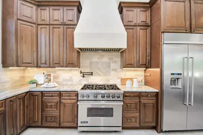 631 N Live Oak Street, Houston, TX 77003 - Photo 24