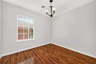 2824 Briarhurst Dr, Houston, TX 77057 - Photo 12
