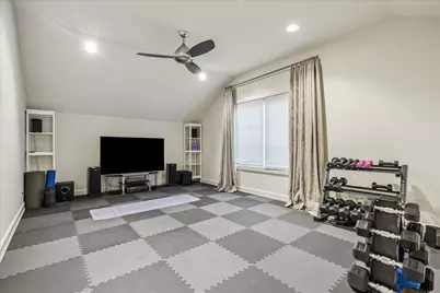 10106 Meadow Lake Lane, Houston, TX 77042 - Photo 28