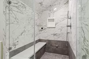 10106 Meadow Lake Ln, Houston, TX 77042 - Photo 30