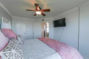 7312 Seawall Blvd, Galveston, TX 77551 - Photo 18