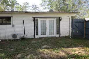 1505 Oakridge Dr, Dickinson, TX 77539 - Photo 14