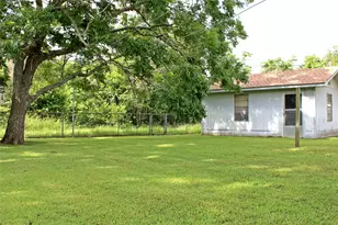 121 -A Jane Dr, Columbus, TX 78934 - Photo 20