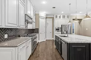 426 W 26th St, Houston, TX 77008 - Photo 12