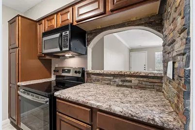 1860 White Oak Drive #355, Houston, TX 77009 - Photo 14