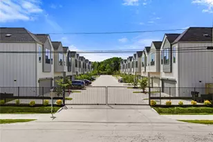 8418 Pech Landing Dr, Houston, TX 77055 - Photo 42