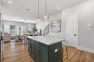 8418 Pech Landing Dr, Houston, TX 77055 - Photo 10