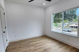 316 S Sandra St, Conroe, TX 77301 - Photo 14