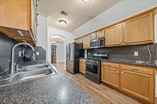 8421 Lawler St, Houston, TX 77051 - Photo 14