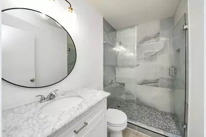 12102 Helvick Crescent Avenue, Houston, TX 77051 - Photo 16