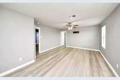 12102 Helvick Crescent Avenue, Houston, TX 77051 - Photo 18