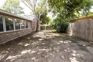 417 N Meinecke St, Bellville, TX 77418 - Photo 46