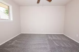 417 N Meinecke St, Bellville, TX 77418 - Photo 28
