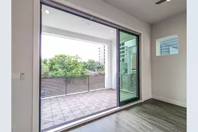 2414 Canal Street #E, Houston, TX 77003 - Photo 4