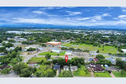 6917 Rook Boulevard, Houston, TX 77087 - Photo 18