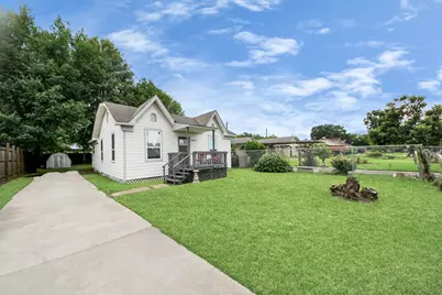 6917 Rook Boulevard, Houston, TX 77087 - Photo 12