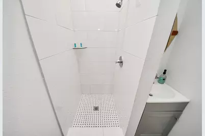 6917 Rook Boulevard, Houston, TX 77087 - Photo 24