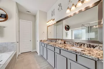 11806 Autumn Leaf Drive, Mont Belvieu, TX 77535 - Photo 28