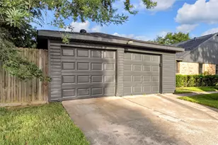 5926 Warm Springs Rd, Houston, TX 77035 - Photo 20