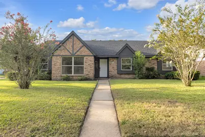 5926 Warm Springs Road, Houston, TX 77035 - Photo 2