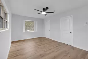 5926 Warm Springs Rd, Houston, TX 77035 - Photo 12