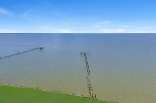 11910 Cedar Gully Rd, Beach City, TX 77523 - Photo 10