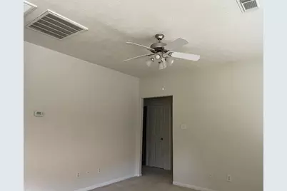 11 Nestlewood Place, Spring, TX 77382 - Photo 12