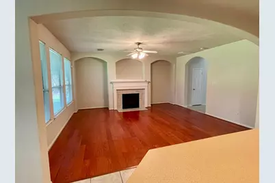 11 Nestlewood Place, Spring, TX 77382 - Photo 6