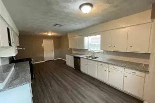 2526 Jackson St, La Marque, TX 77568 - Photo 4