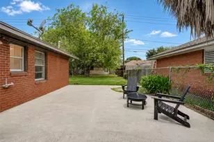 6614 Golfcrest Dr, Galveston, TX 77551 - Photo 28