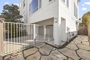 5707 Schuler St, Houston, TX 77007 - Photo 2