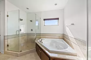 5707 Schuler St, Houston, TX 77007 - Photo 14