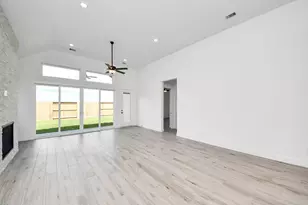 9507 Chateau Hill, Manvel, TX 77578 - Photo 6