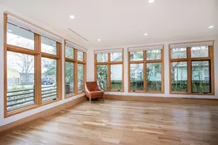 811 E 23rd St, Houston, TX 77009 - Photo 2
