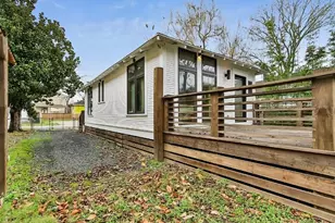 811 E 23rd St, Houston, TX 77009 - Photo 30