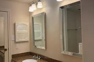 11711 Memorial Dr, Houston, TX 77024 - Photo 14