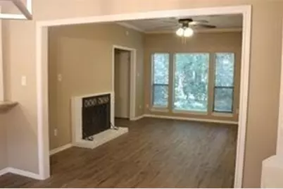 11711 Memorial Drive #563, Houston, TX 77024 - Photo 8