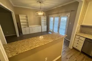 11711 Memorial Dr, Houston, TX 77024 - Photo 6