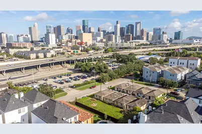 2014 McLlhenny Street, Houston, TX 77004 - Photo 2