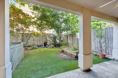 1712 McDuffie Street, Houston, TX 77019 - Photo 4