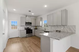 2827 Pne Est Ln, Houston, TX 77014 - Photo 10