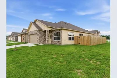 2827 Pine Estate Lane, Houston, TX 77014 - Photo 4