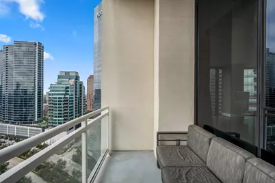 1409 Post Oak Boulevard #1804, Houston, TX 77056 - Photo 20