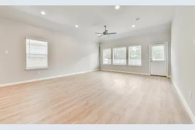 3911 Sugardale Street, Baytown, TX 77521 - Photo 6