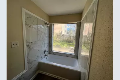 11039 Holworth Drive, Houston, TX 77072 - Photo 10