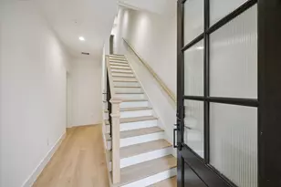 3707 Somerset York Ln, Houston, TX 77055 - Photo 4
