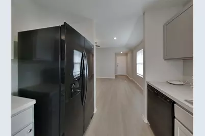 11151 N Lake Mist Lane, Willis, TX 77318 - Photo 6