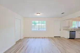 6 Sowell Ln, Huntsville, TX 77320 - Photo 6