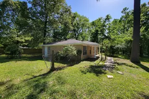 6 Sowell Ln, Huntsville, TX 77320 - Photo 36
