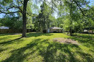 6 Sowell Ln, Huntsville, TX 77320 - Photo 32